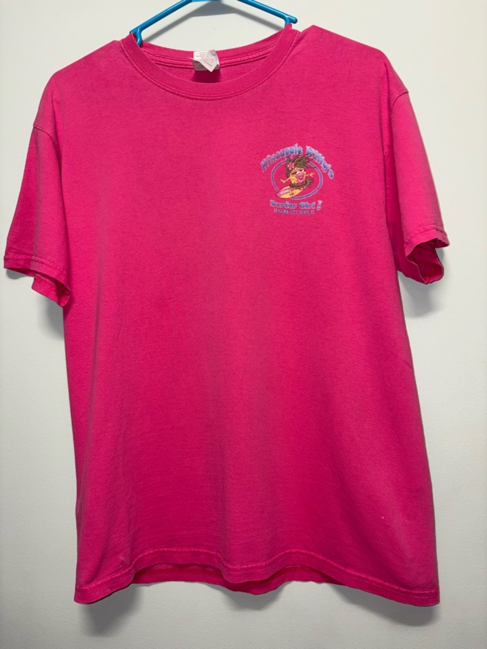 Vintage Gildan Pineapple Willy’s Hot Pink Short Sleeve Tee Shirt Women’s M